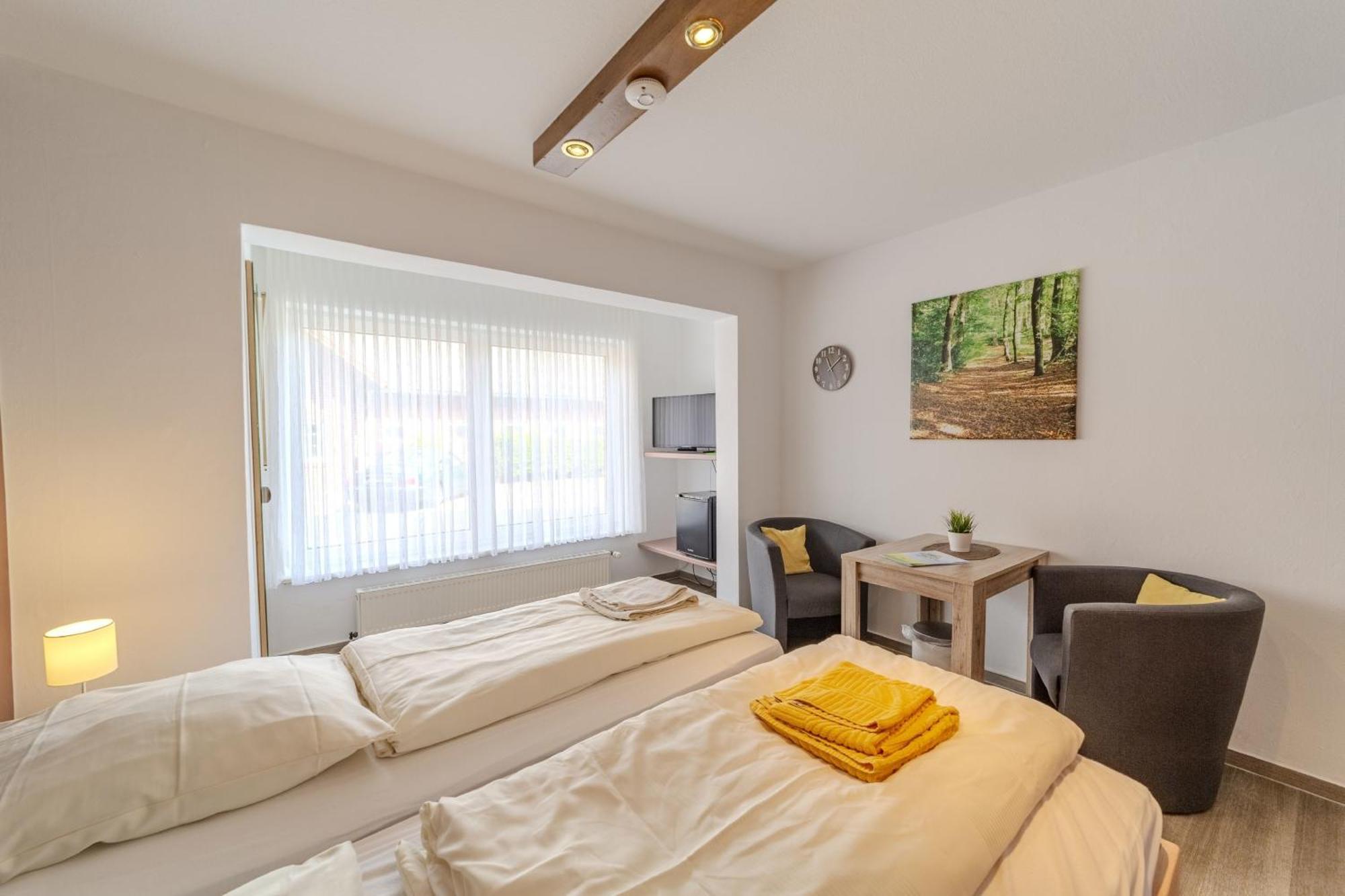 Familienhof Bruening - Doppelzimmer Waldesruh II Meppen Esterno foto